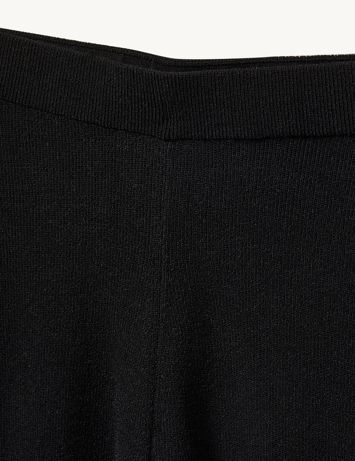 Madison Capri Black 6 / Black
