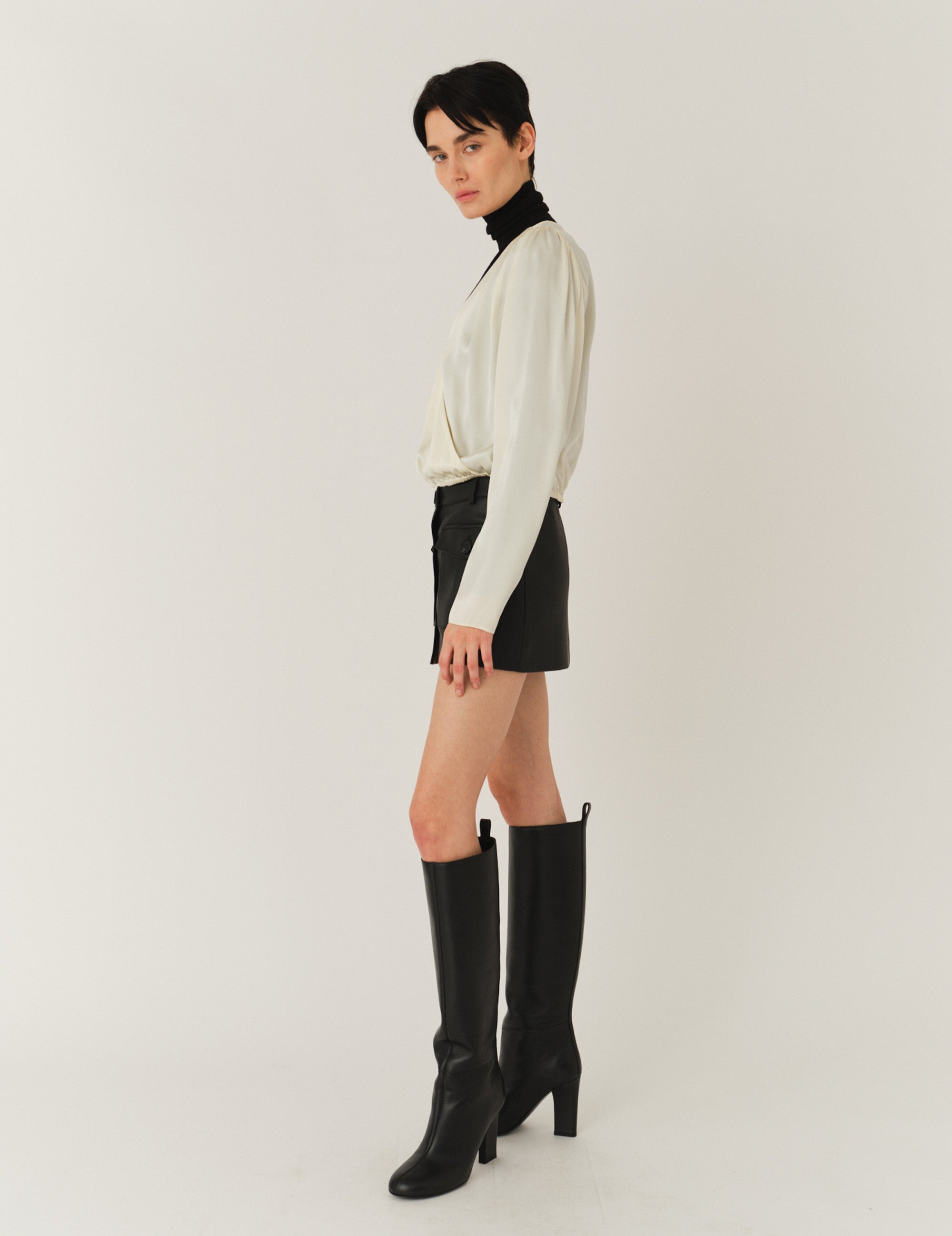 Brooklyn Micro Skirt Black 6 / Black