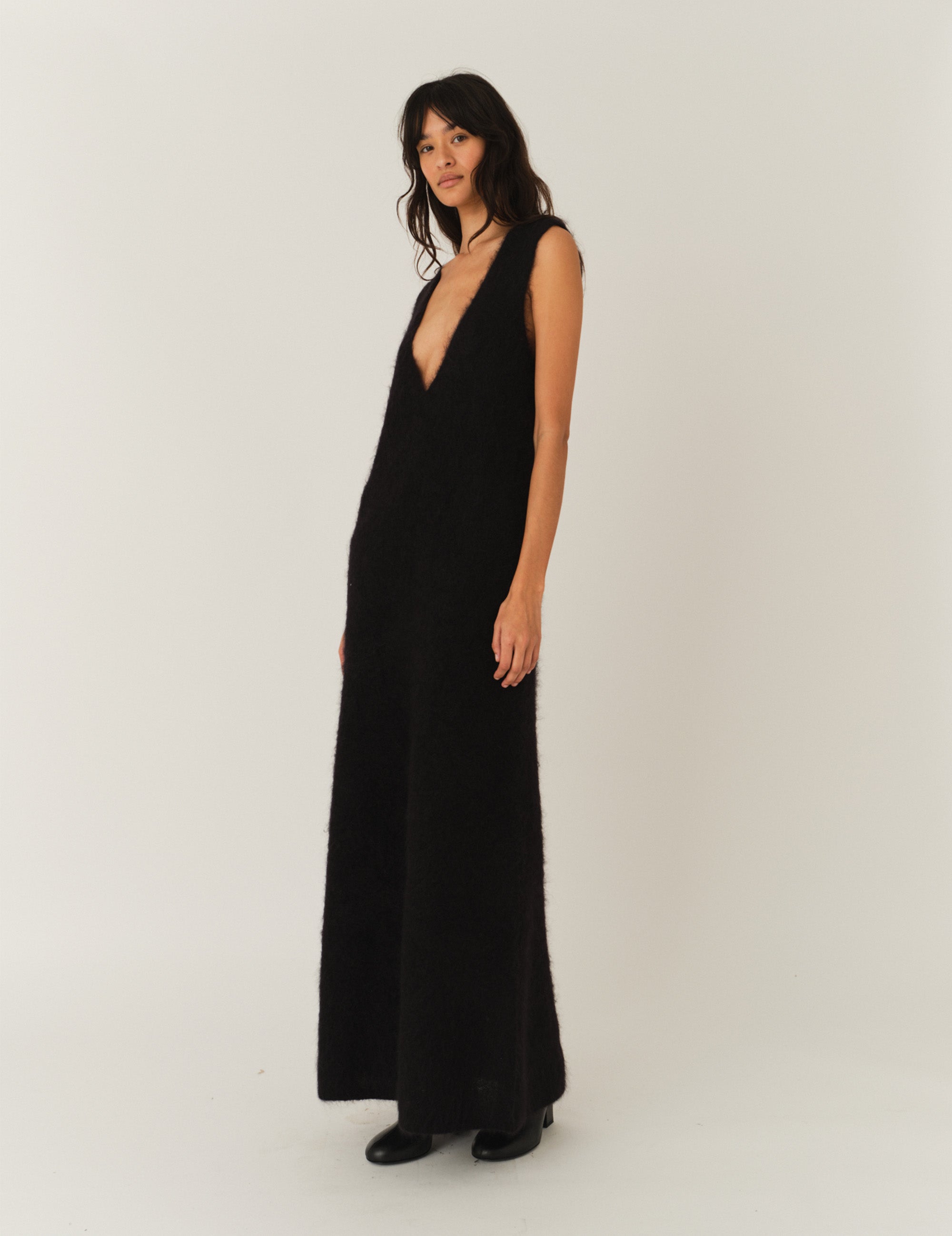 Roma Gown Black 6 / Black