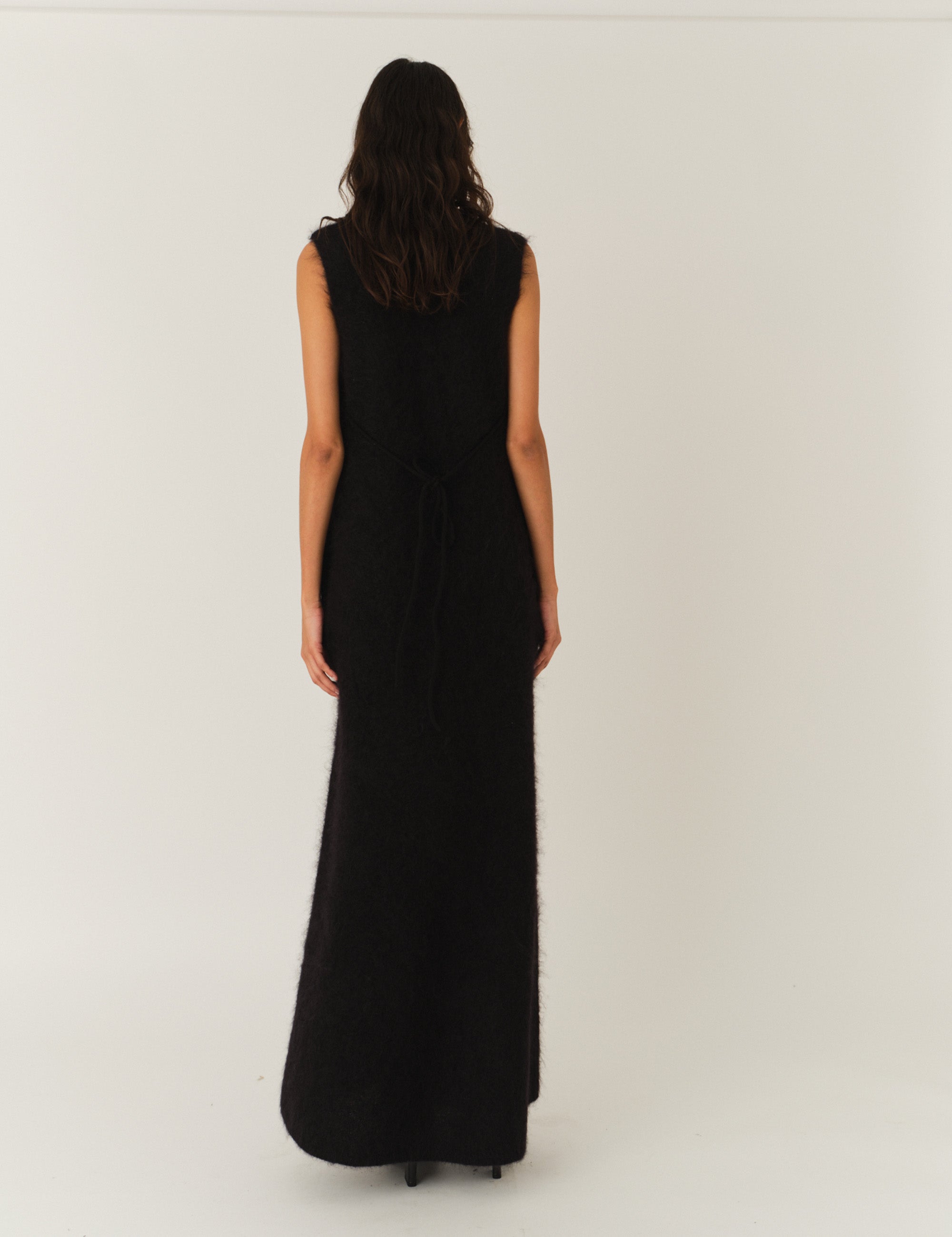 Roma Gown Black 6 / Black