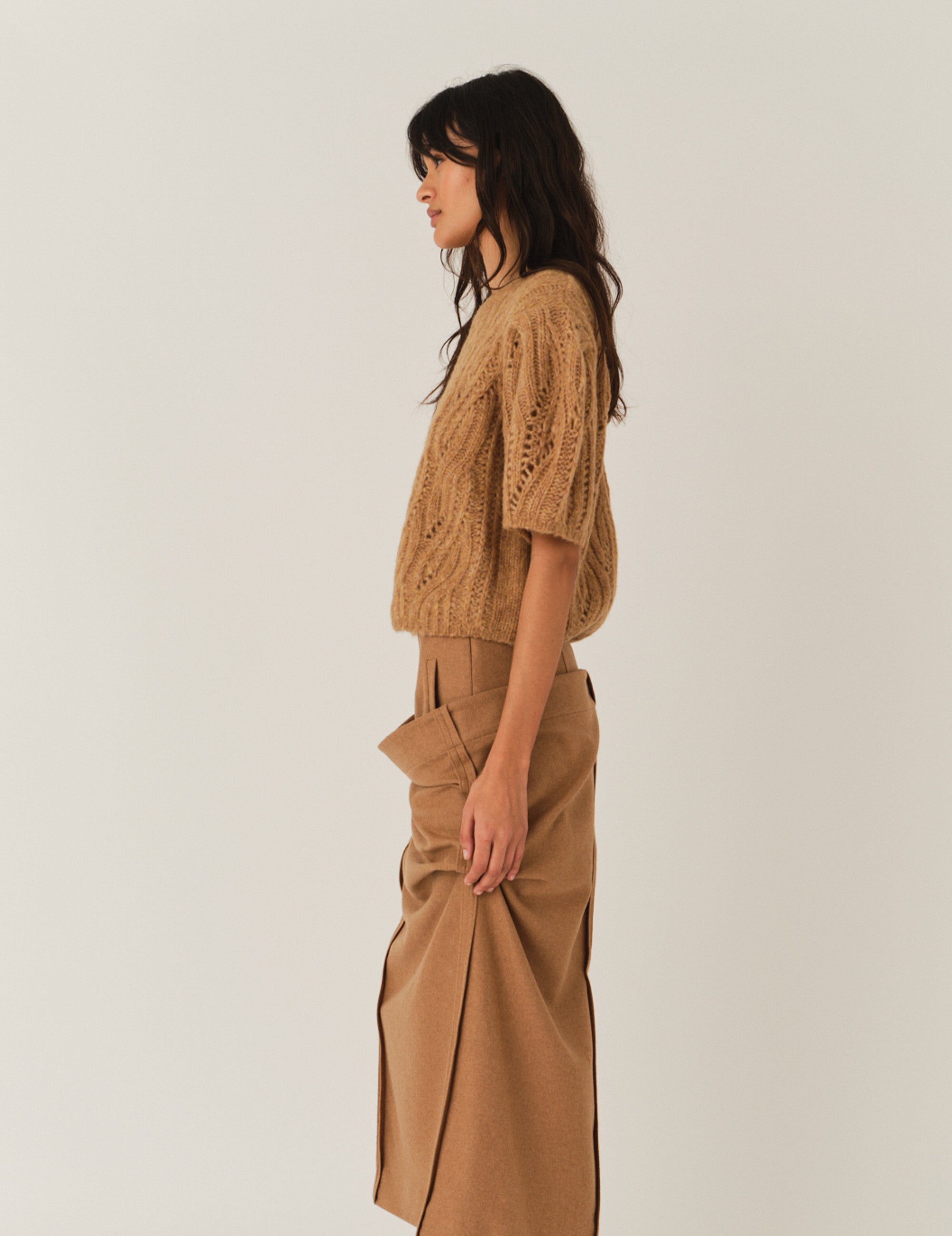 Valentina Sweater Camel 6 / Camel