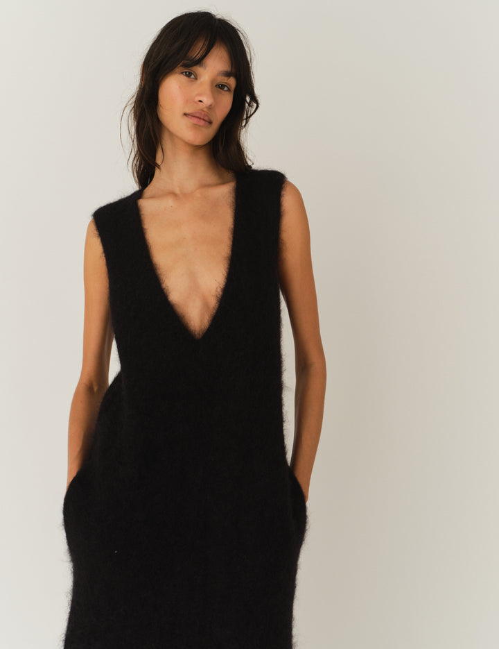 Roma Gown Black 6 / Black