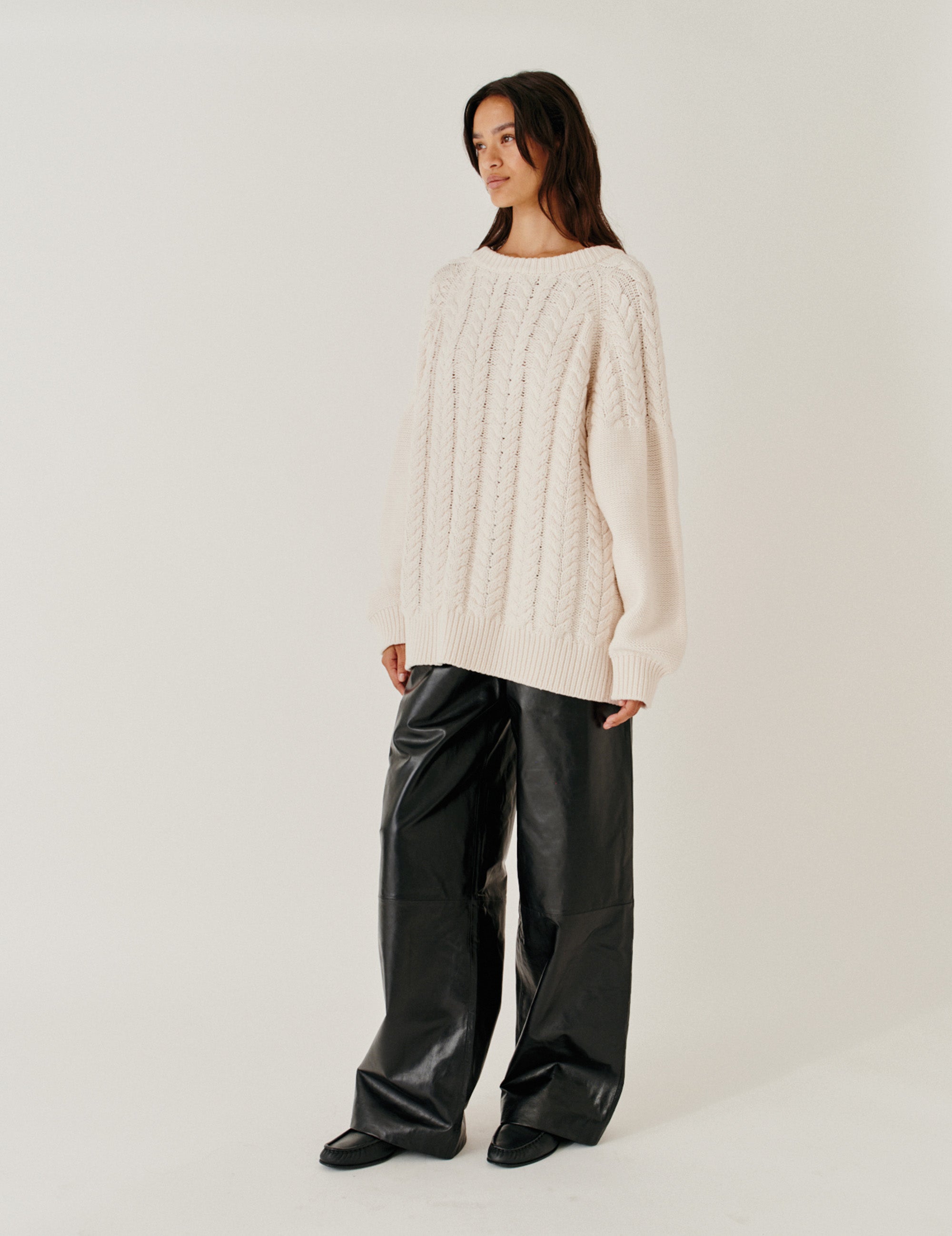 Leone Bow Sweater Cream 4 / Cream