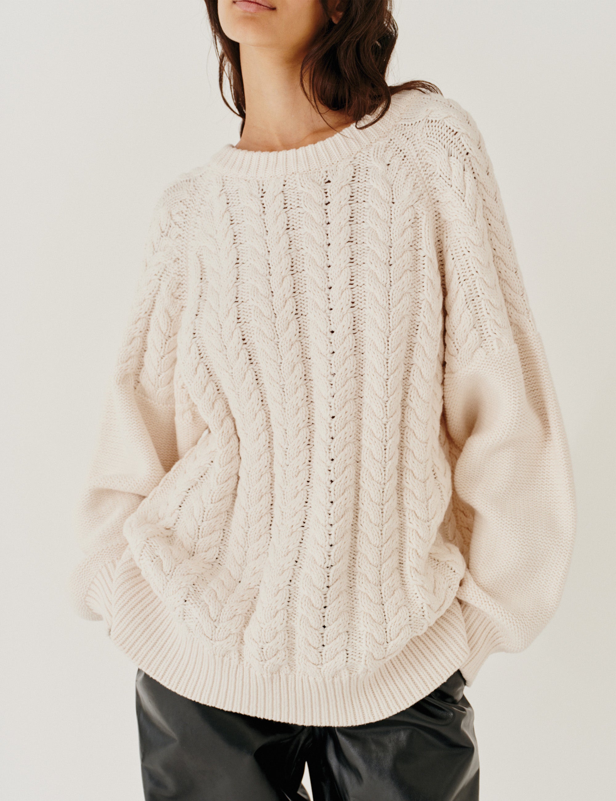 Leone Bow Sweater Cream 4 / Cream