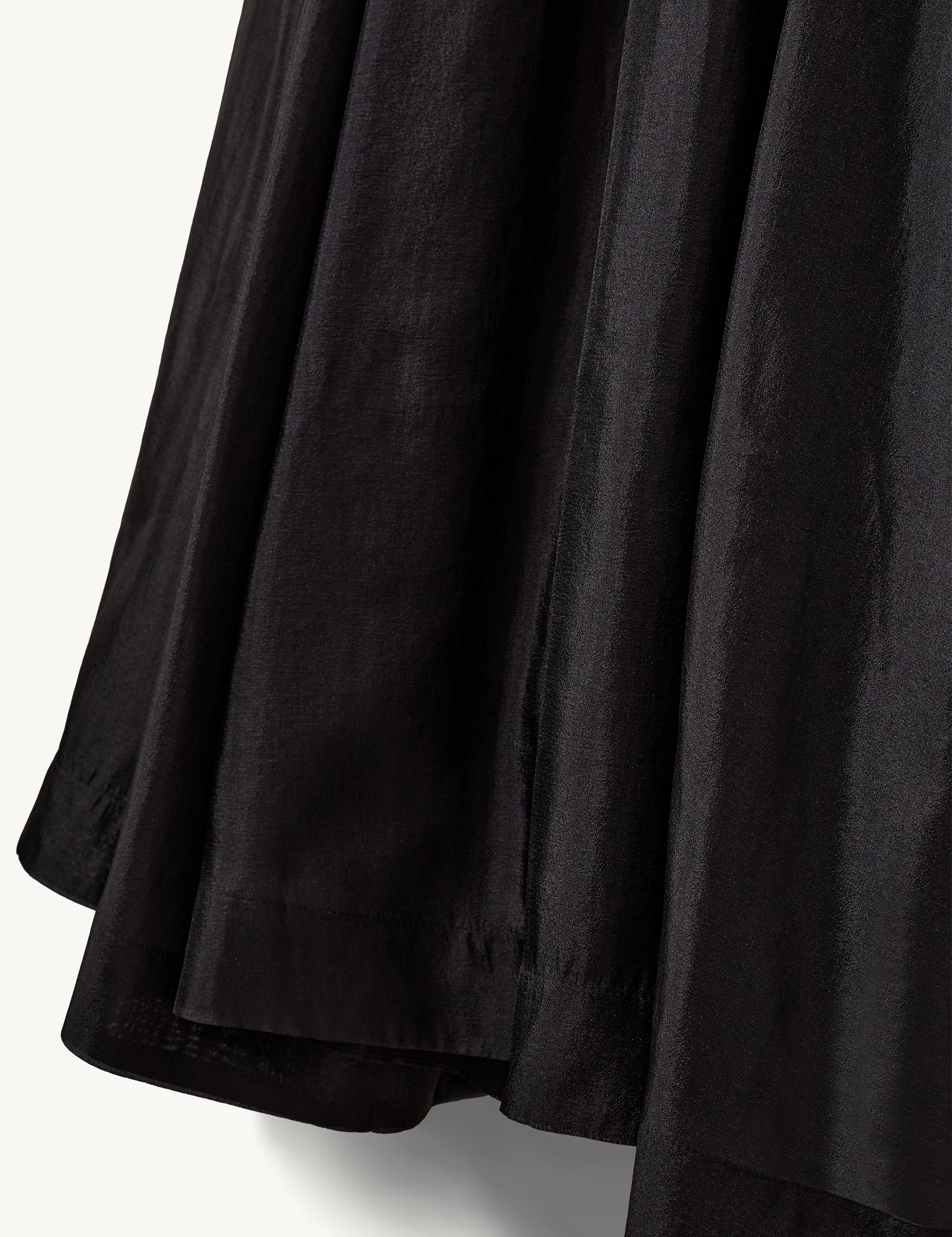 Gilian Volume Skirt Black 4 / Black
