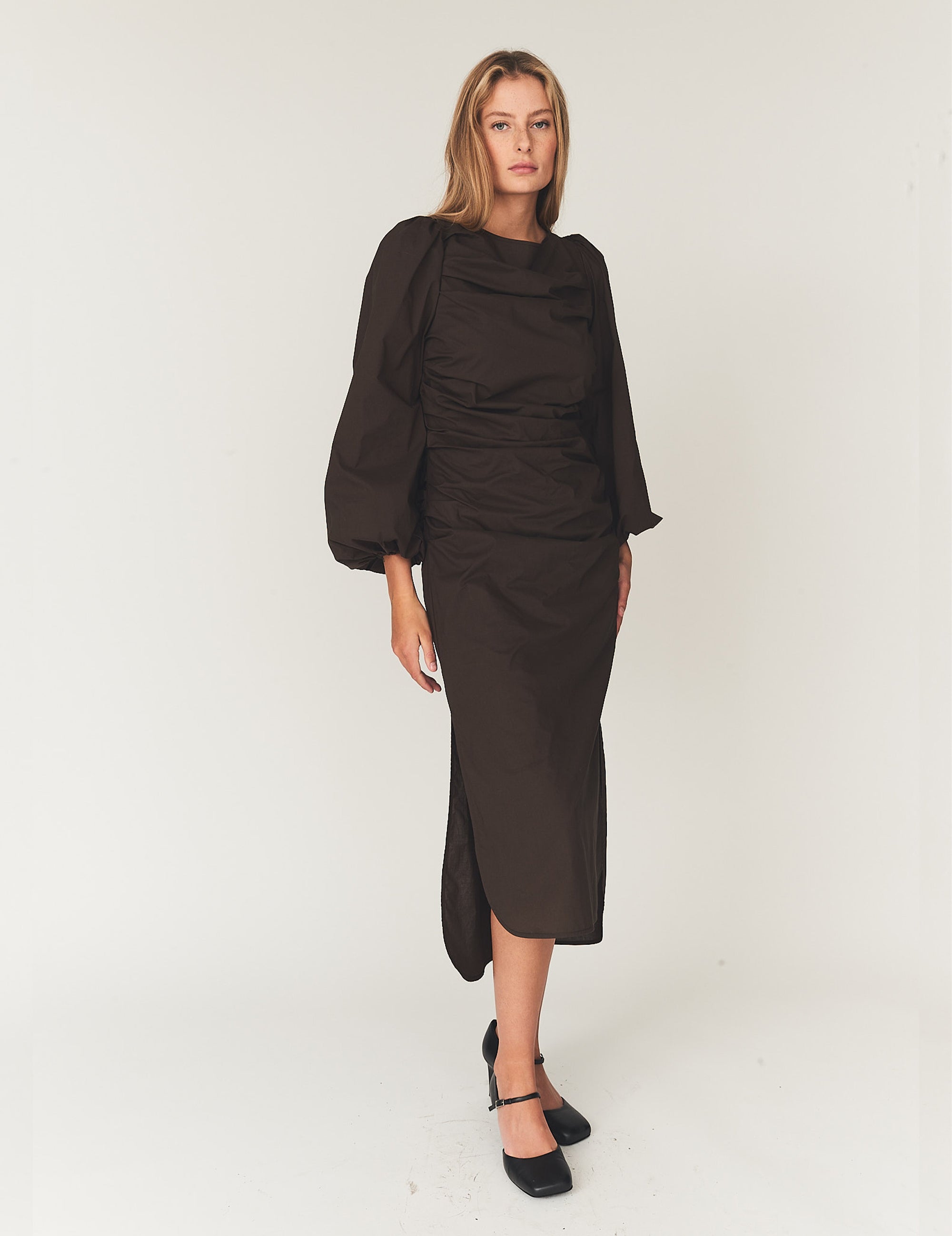 Bazaar Dress Chocolate 4 / Chocolate